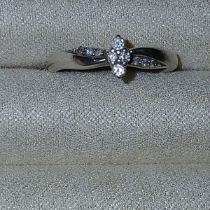 Elegant Silver Diamond Ring